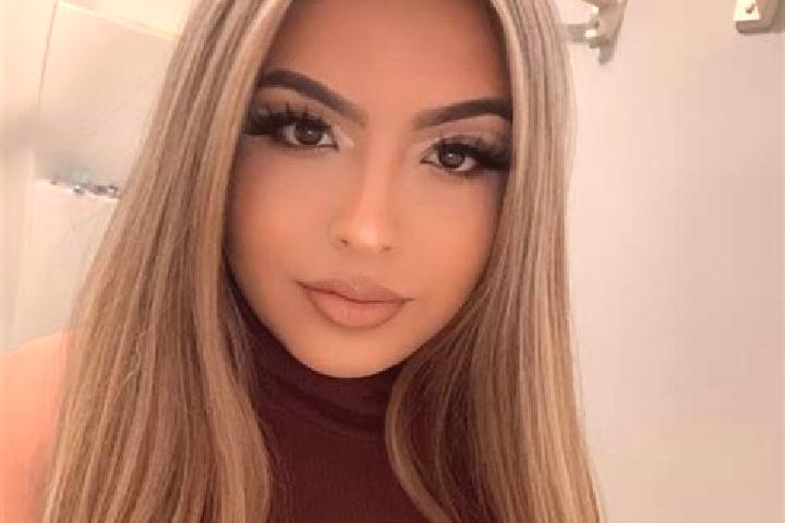 Sophia, 39, a red blue-eyed mixed companion based in Teber. Offering Duos, 69, Couples. Available for incall and outcall, day and evening dates.