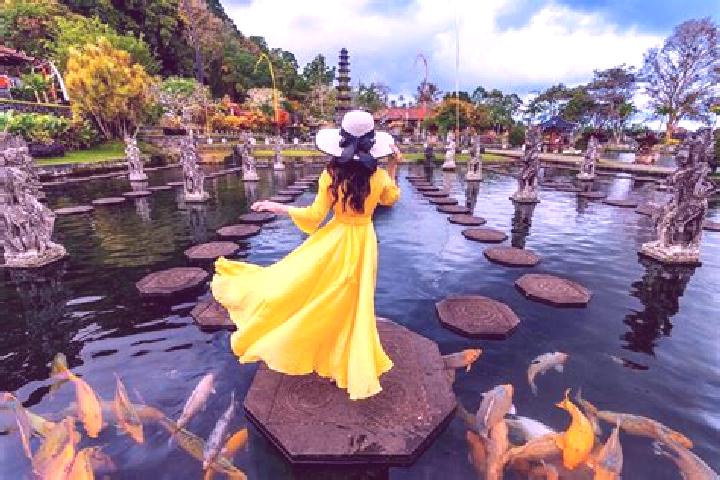 Sophia, 39 — Escort in Amlapura city, Indonesia
