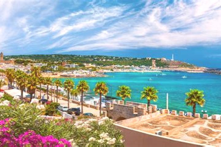 Sophia, 39 — Escort in Santa Maria di Leuca, Italy