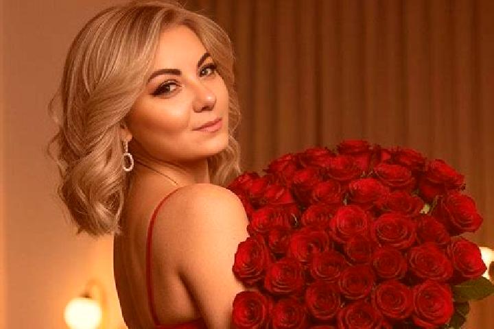 Sophia, 39 — Escort in Verkhnodniprovsk, Ukraine