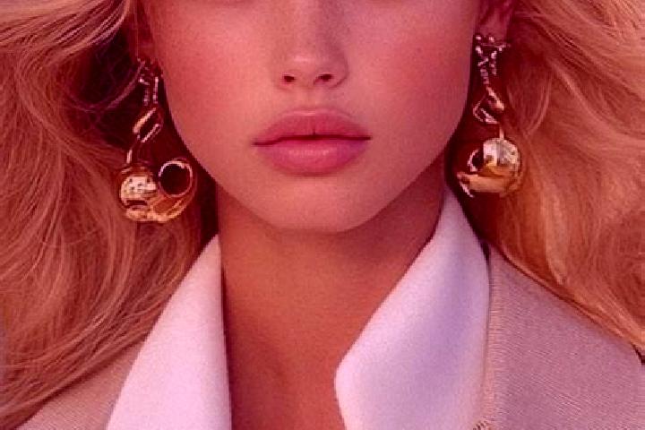 Stella, 20, a blonde dark-eyed caribbean companion based in Mountain Village. Offering Couples, OWO, Duos. Available for incall and outcall, day and evening ...