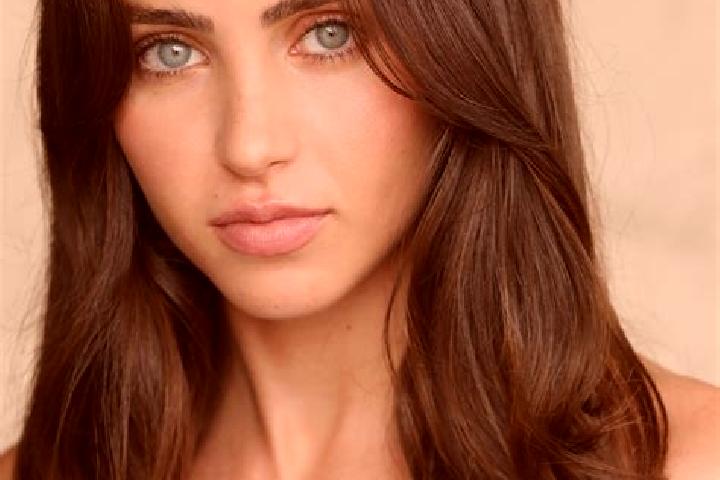 Stella, 20, a chestnut brown-eyed latina companion based in Benevides. Offering Domination, OWO. Available for incall and outcall, overnight bookings available.