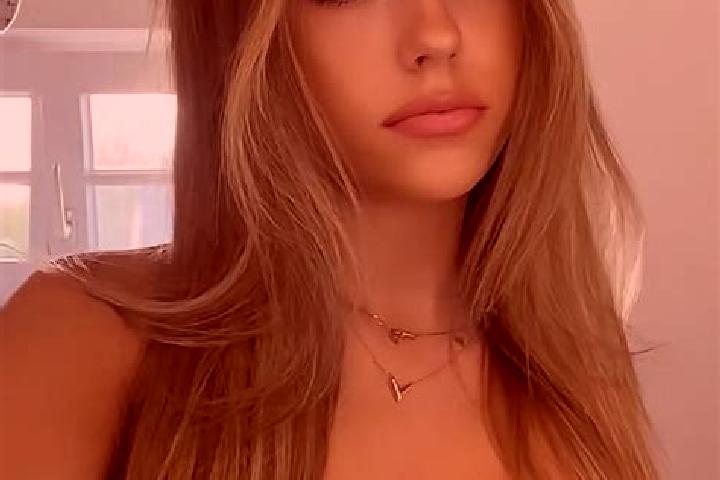 Stella, 20, a dark blonde brown-eyed mixed companion based in Leicester Forest East. Offering Prostate Massage, Domination, Couples, Girlfriend Experience, M...