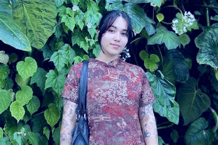 Stella, 20 — Escort in Chira, China