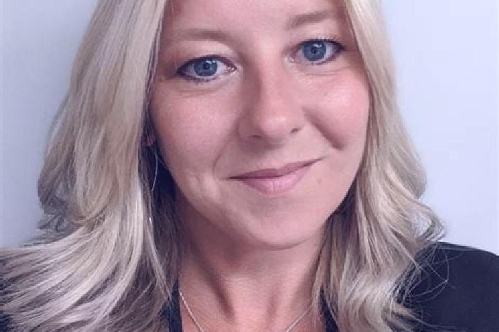 Stella, 20 — Escort in North Collins, United States