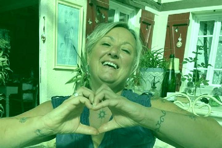 Stella, 20 — Escort in Saussay, France