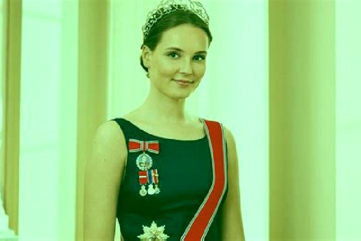 Stella, 20 — Escort in Selvik, Norway