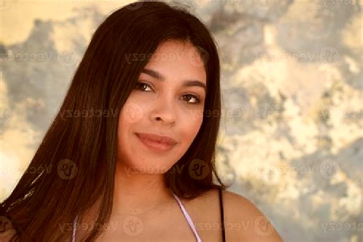 Stella, 21, a auburn dark-eyed latina companion based in Akoda. Offering Travel Companion, Deep French Kissing, Erotic Massage, Massage. Available for incall...