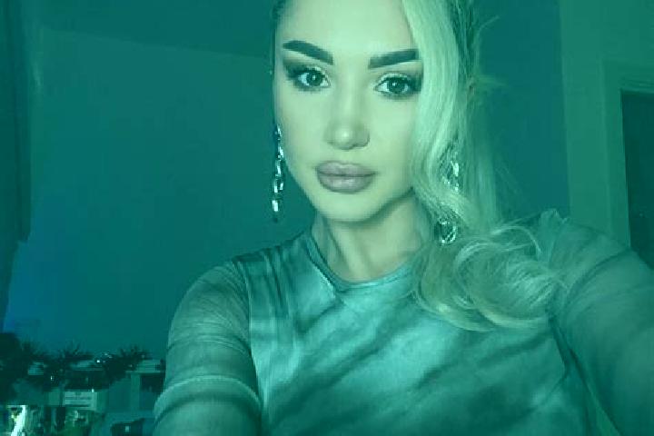 Stella, 21, a blonde dark-eyed caribbean companion based in Mozaffarabad. Offering BDSM, Fetish, Tantra, Travel Companion. Available for incall and outcall, ...