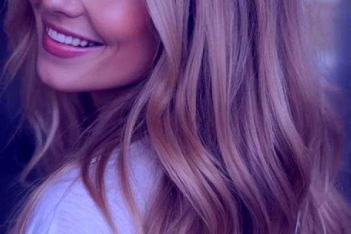 Stella, 21, a blonde hazel-eyed middle eastern companion based in Hellerau. Offering Tantra, Overnight, Dinner Date, Massage. Available for incall and outcal...