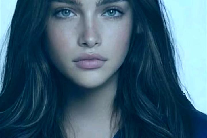 Stella, 21, a brunette brown-eyed caucasian companion based in Angsana Timur. Offering CIM, Deep French Kissing, Girlfriend Experience. Available for incall ...