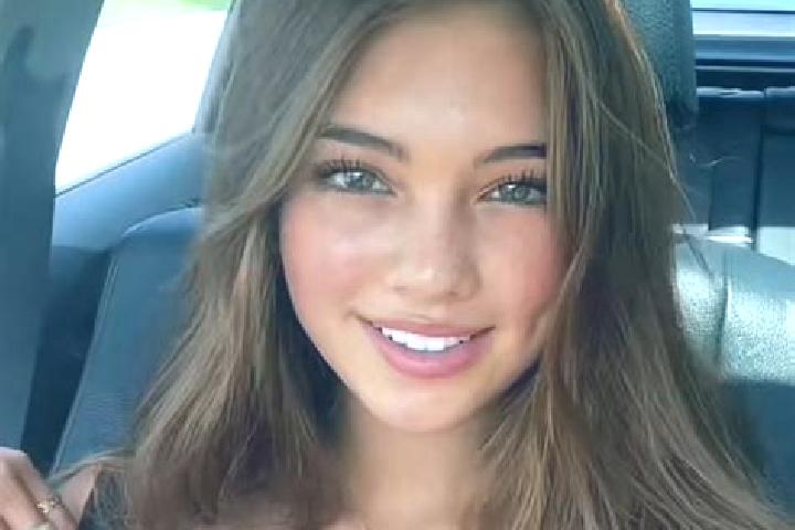 Stella, 21, a brunette grey-eyed mediterranean companion based in Massasso-Bas-Yani. Offering Massage, Dinner Date, Erotic Massage, Prostate Massage, Rolepla...