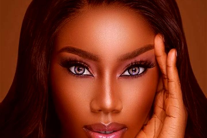 Stella, 21, a chestnut blue-eyed ebony companion based in Lujan. Offering Domination, Party Girl, Prostate Massage. Available for incall and outcall, day and...