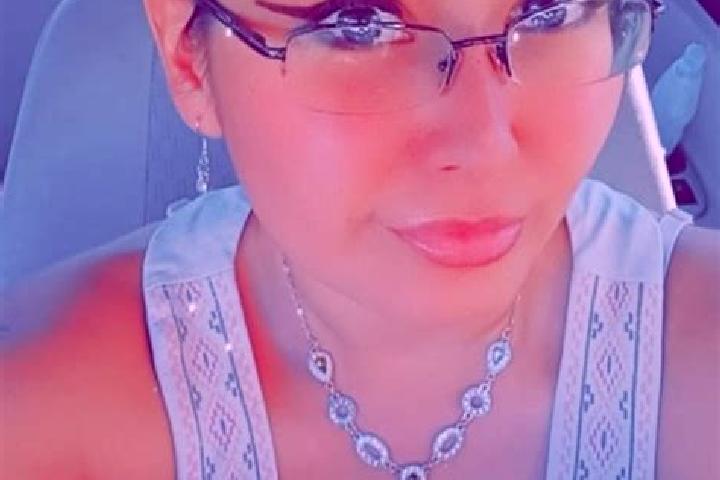 Stella, 21 — Escort in Hedrick, United States