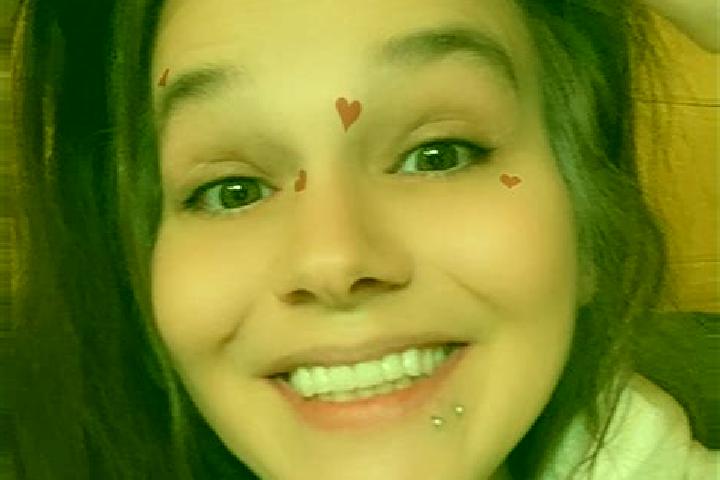 Stella, 21 — Escort in Laytonville, United States