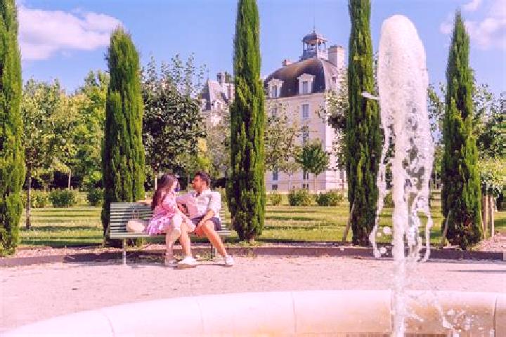 Stella, 21 — Escort in Marchenoir, France