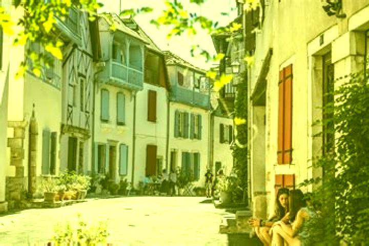 Stella, 21 — Escort in Sauveterre-de-Bearn, France