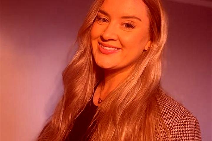 Stella, 21 — Escort in Sefton, Australia