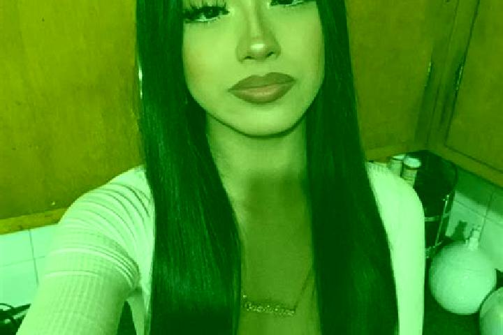 Stella, 22, a black green-eyed latina companion based in San Antonio de la Huerta. Offering Deep French Kissing, Dinner Date, Party Girl. Available for incal...