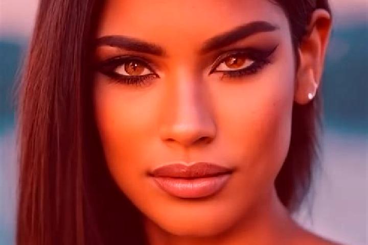 Stella, 22, a black grey-eyed latina companion based in Stevensville. Offering CIM, BDSM, Fetish. Available for incall and outcall, day and evening dates.