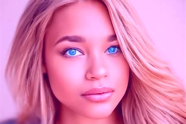 Stella, 22, a blonde blue-eyed latina companion based in Mutki. Offering Couples, A-Level, CIM, Duos, Erotic Massage. Available for incall and outcall, day a...