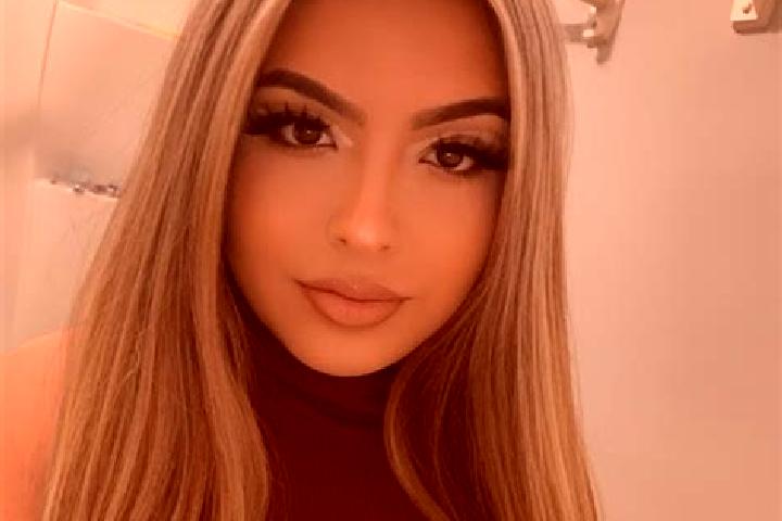 Stella, 22, a blonde brown-eyed latina companion based in Vicente Pires. Offering 69, Deep French Kissing, Striptease. Available for incall and outcall, over...