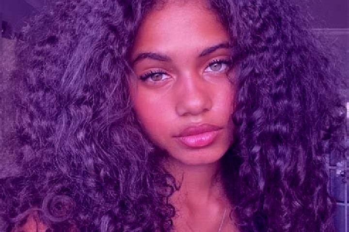 Stella, 22, a chestnut blue-eyed ebony companion based in Huisseau-sur-Mauves. Offering Duos, Massage, CIM, Dinner Date. Available for incall and outcall, ov...