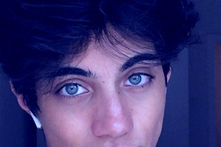 Stella, 22, a chestnut dark-eyed caucasian companion based in Colonia Sesenta y Dos. Offering A-Level, Couples. Available for incall and outcall, overnight b...