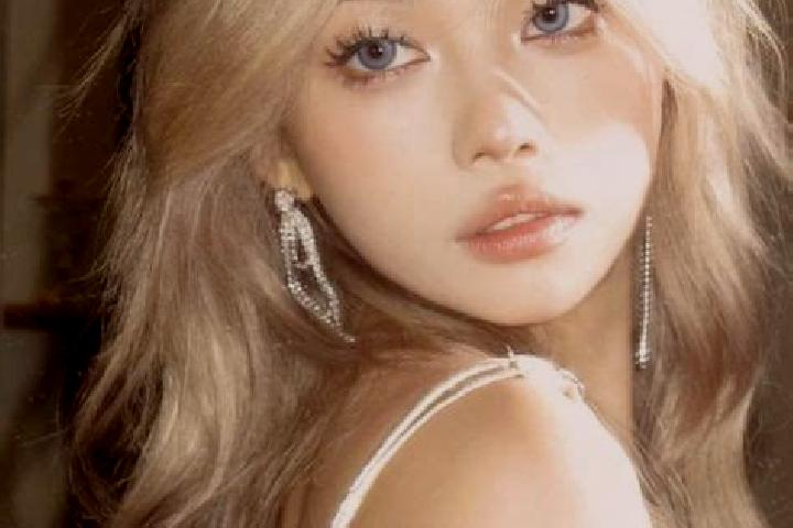 Stella, 22, a platinum blonde amber-eyed asian companion based in Nadodrze. Offering Roleplay, Travel Companion, BDSM. Available for incall and outcall, day ...