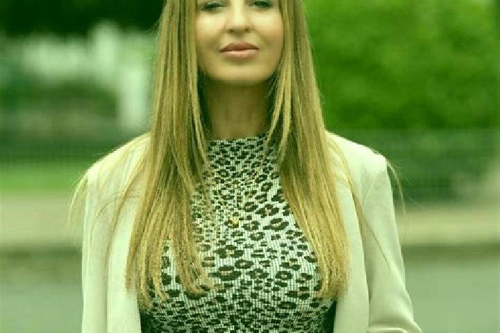 Stella, 22 — Escort in Bueren, Germany