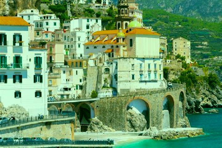 Stella, 22 — Escort in Casamassella, Italy