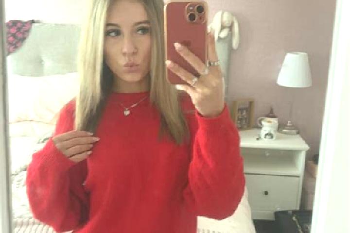 Stella, 22 — Escort in Collon, Ireland