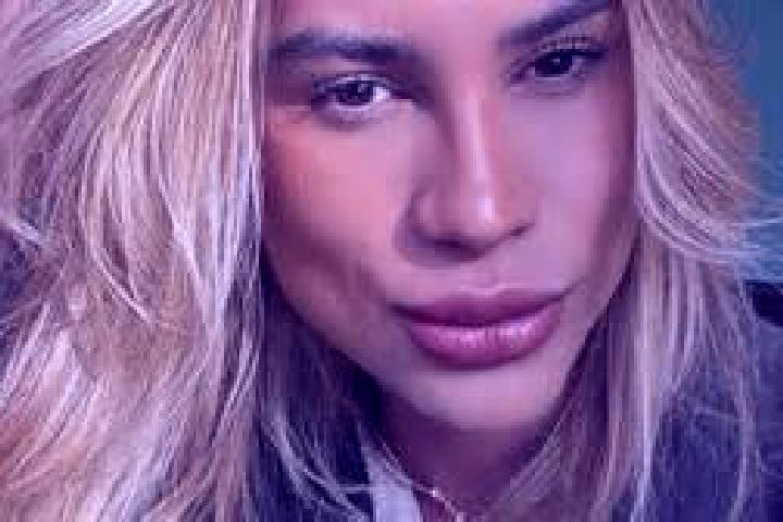 Stella, 22 — Escort in Floriano, Brazil