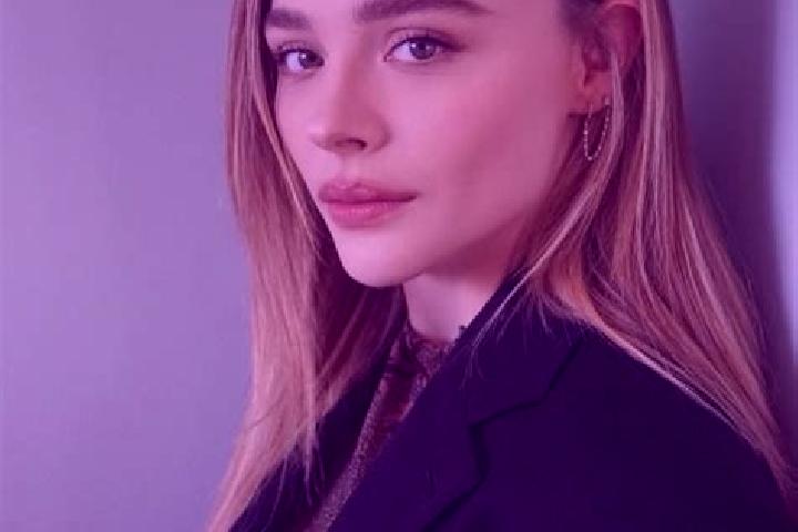 Stella, 22 — Escort in Morez, France