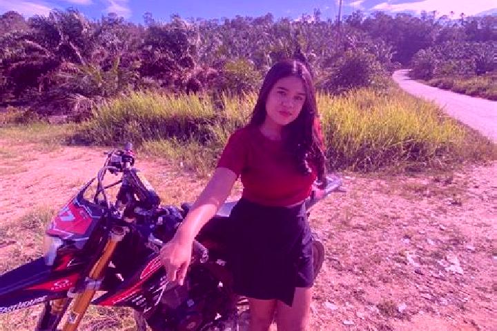 Stella, 22 — Escort in Ngabang, Indonesia