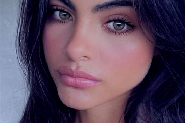 Stella, 23, a black hazel-eyed mixed companion based in Killara. Offering Couples, 69, Striptease. Available for incall and outcall, overnight bookings avail...