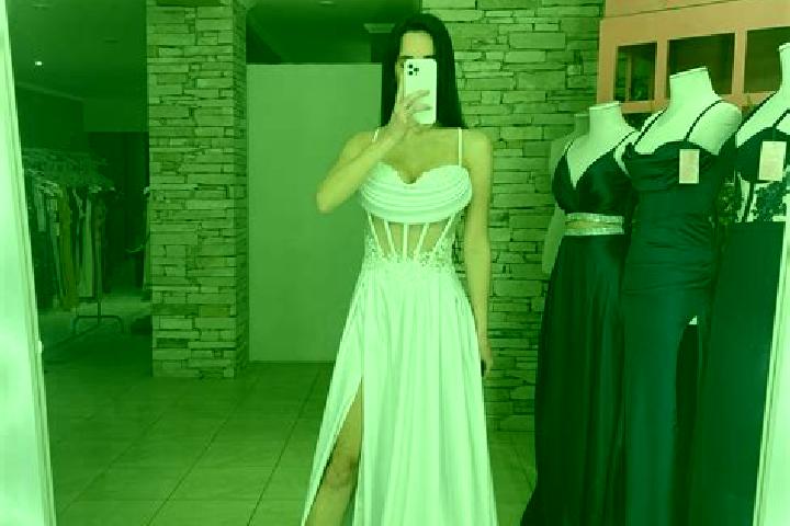 Stella, 23 — Escort in Blancas, Spain