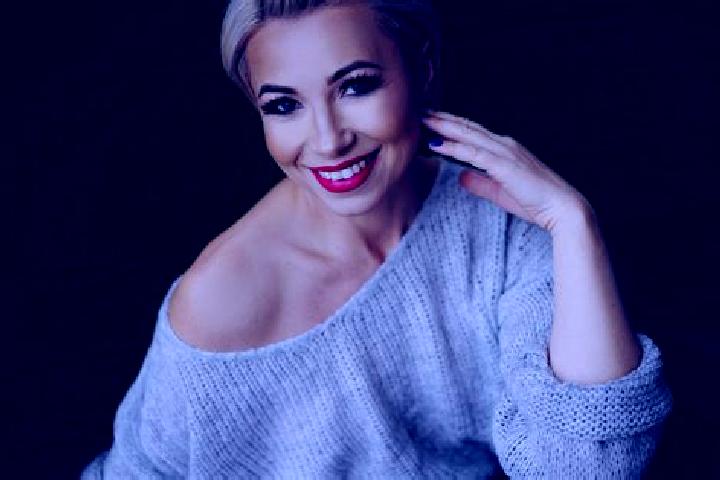 Stella, 23 — Escort in Ciagowice, Poland