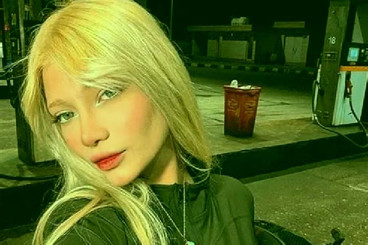 Stella, 23 — Escort in Irani, Brazil