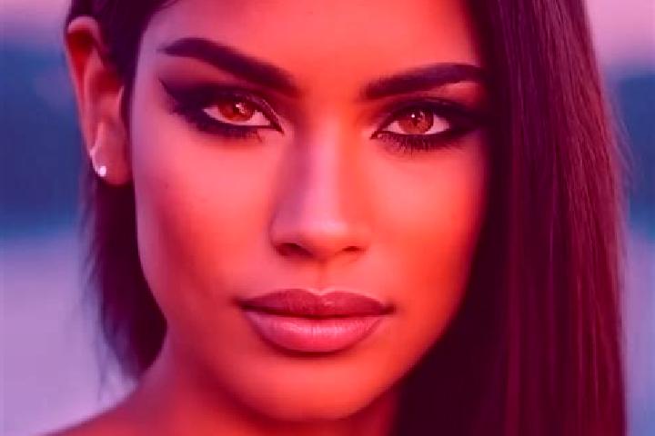 Stella, 24, a auburn amber-eyed latina companion based in Bangad. Offering Overnight, OWO, Duos, BDSM. Available for incall and outcall, day and evening dates.