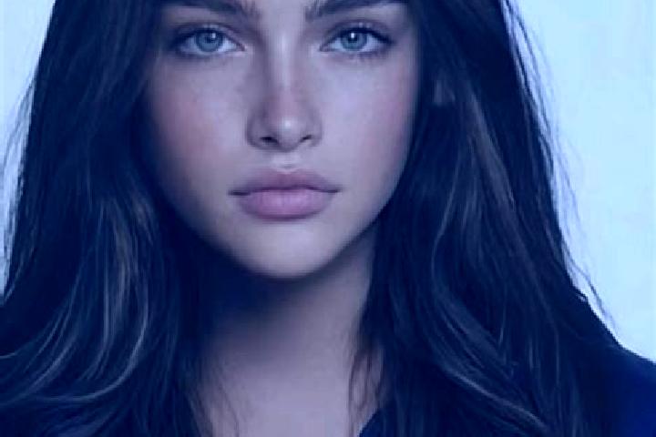 Stella, 24, a brunette blue-eyed mixed companion based in Zanka. Offering Striptease, Duos, Fetish, BDSM. Available for incall and outcall, day and evening d...