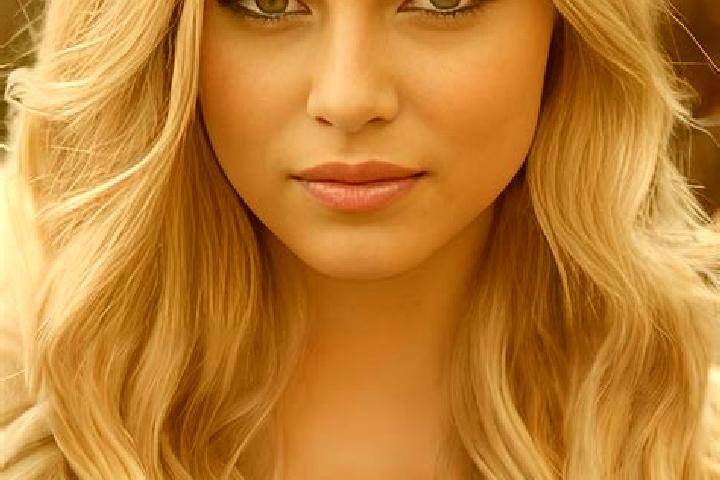 Stella, 24, a dark blonde dark-eyed caribbean companion based in Lupu. Offering Dinner Date, Deep French Kissing, A-Level. Available for incall and outcall, ...