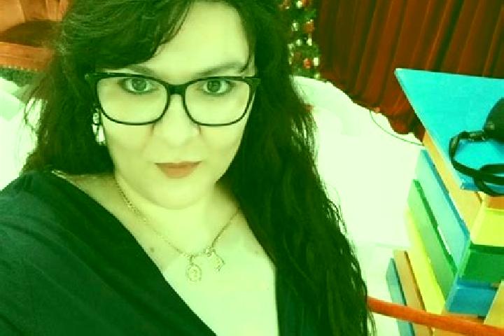 Stella, 24 — Escort in Negrulesti, Romania
