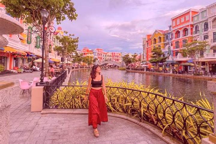 Stella, 24 — Escort in Phu Tho, Vietnam
