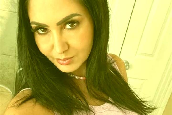 Stella, 25, a black blue-eyed middle eastern companion based in Trail. Offering 69, Duos, GFE, A-Level. Available for incall and outcall, day and evening dates.