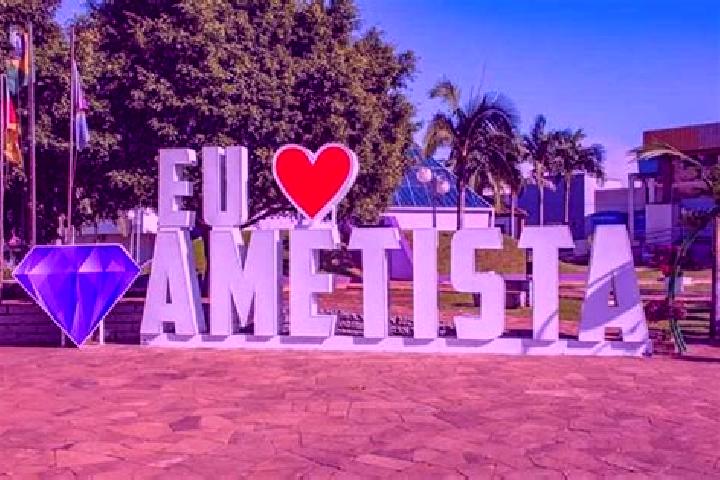 Stella, 25 — Escort in Ametista do Sul, Brazil