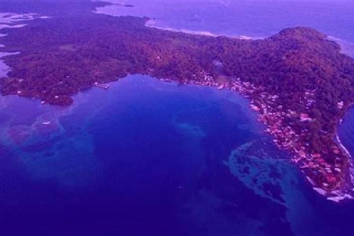 Stella, 25 — Escort in Isla Bastimentos, Panama