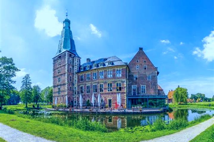 Stella, 25 — Escort in Kierspe, Germany