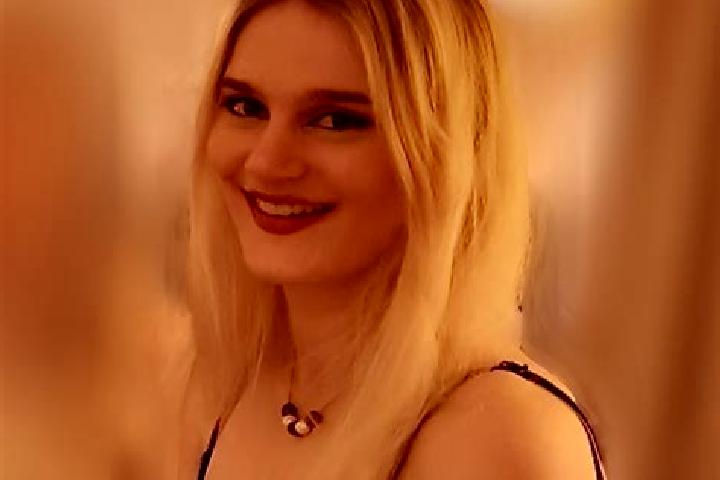 Stella, 25 — Escort in Nottingham, United States
