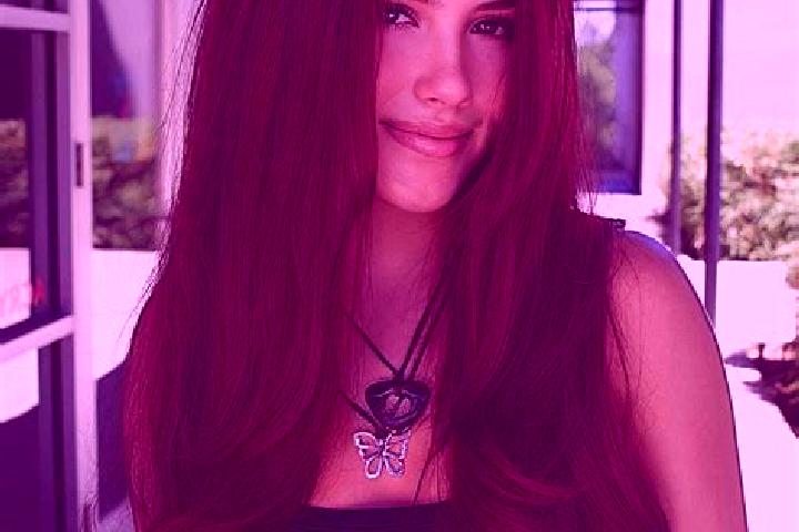 Stella, 26, a auburn dark-eyed slavic companion based in Zhangbei. Offering Massage, Erotic Massage, Deep French Kissing. Available for incall and outcall, d...